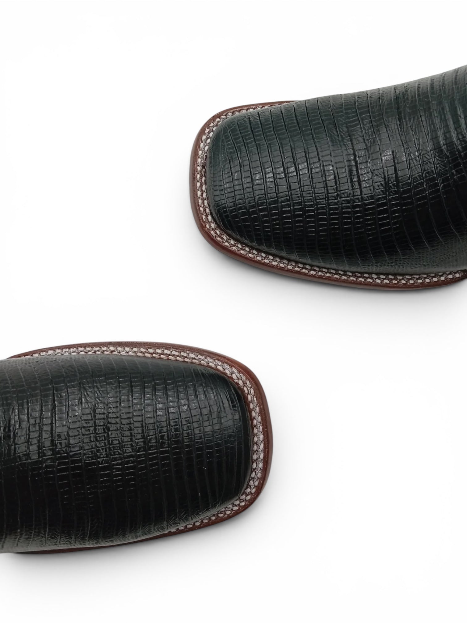 BOTA BIG BULL ARMADILLO NEGRO TACON CUBANO CABAELLERO