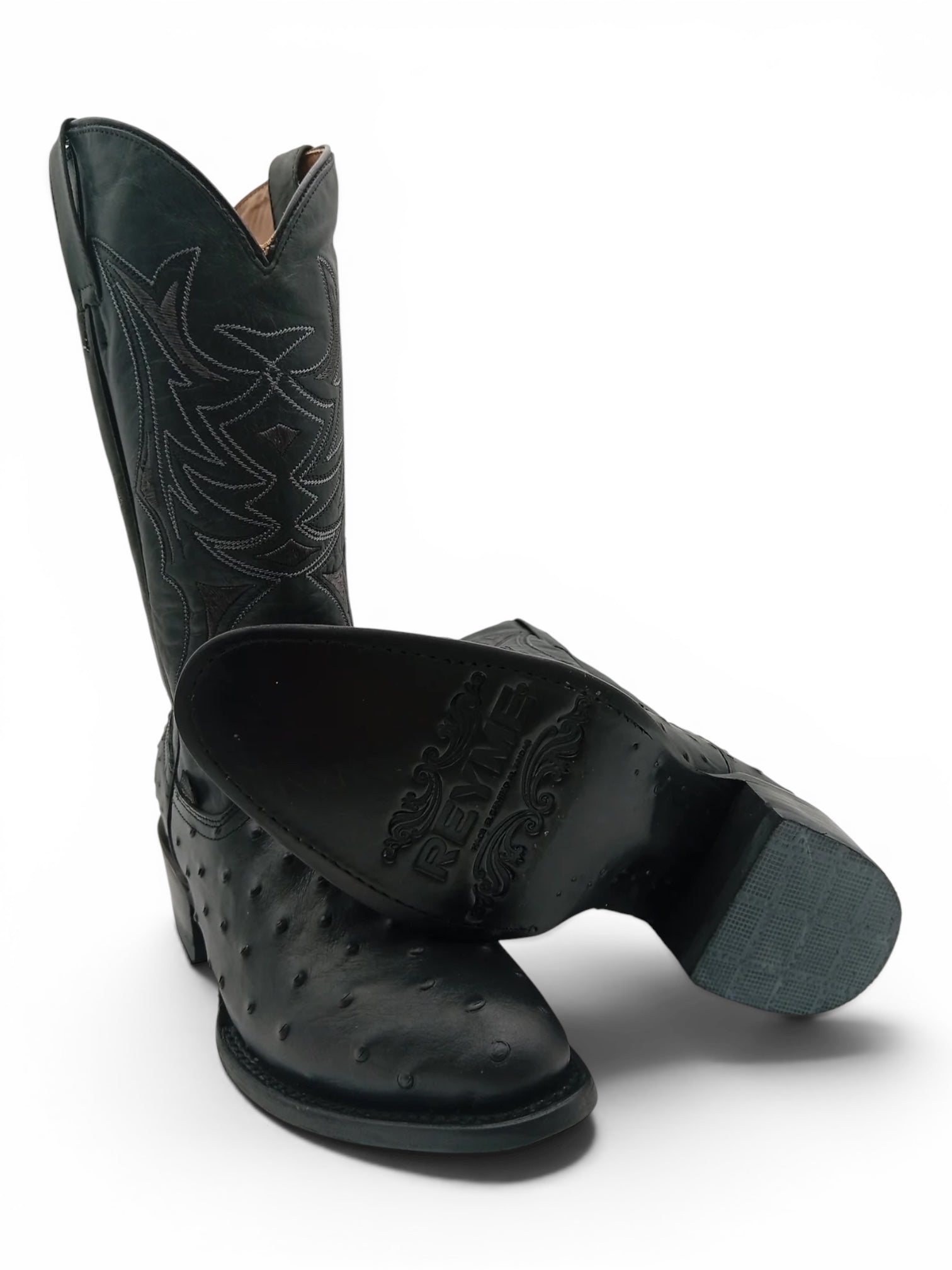 BOTA REYME OVAL AVESTRUZ NEGRO TACON CUBANO, SUELA DE CUERO CABALLERO