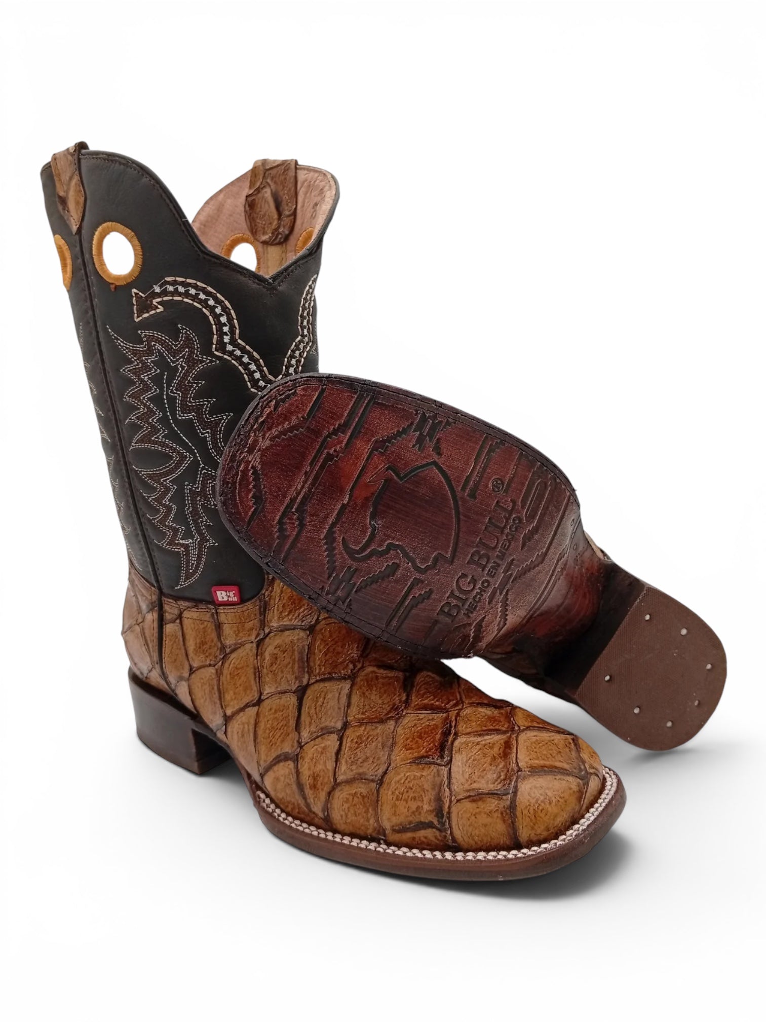 BOTA BIG BULL PIRARUCU FILETEADO CAPUCHINO, SUELA DE CUERO CABALLERO
