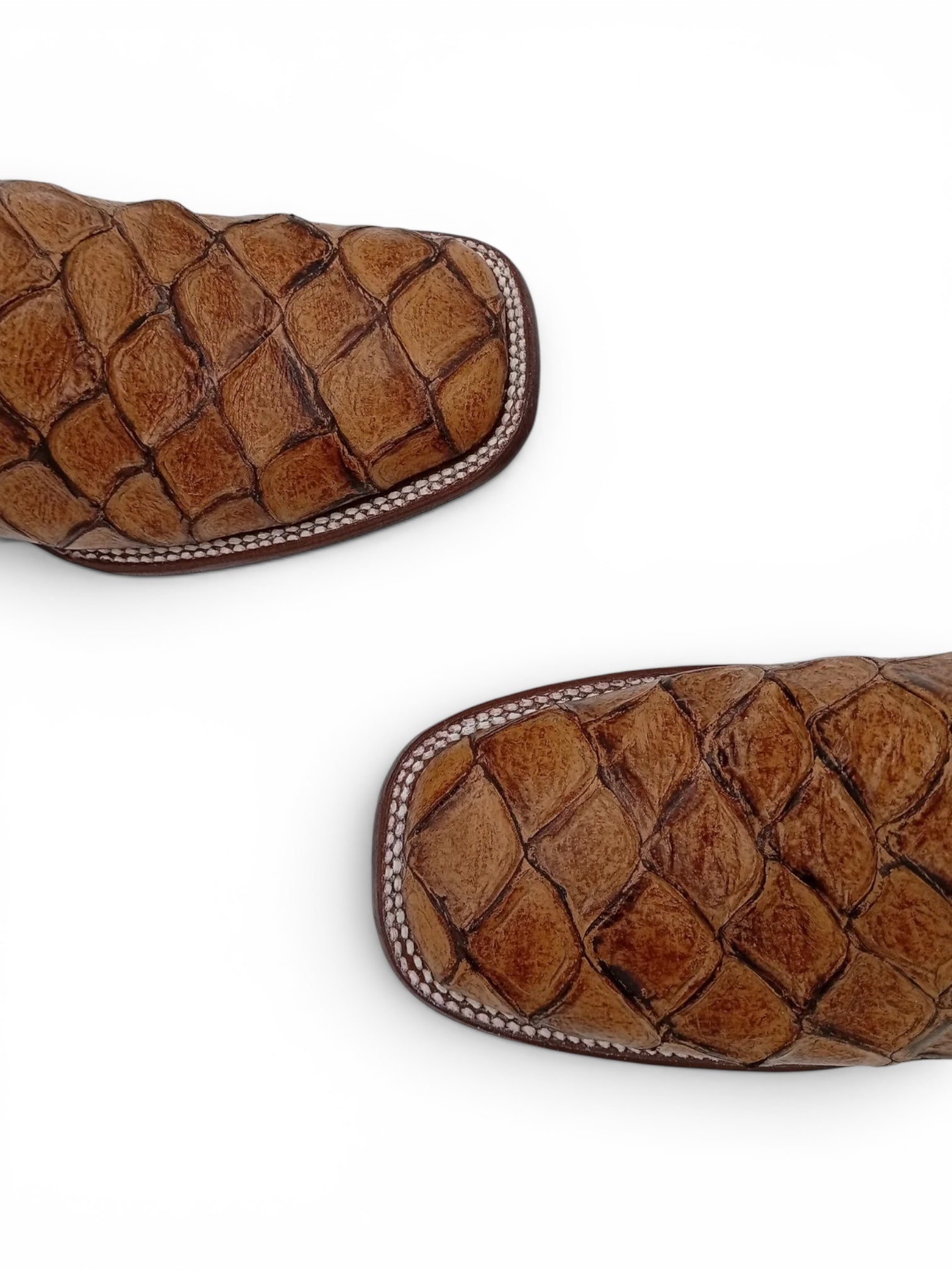 BOTA BIG BULL PIRARUCU FILETEADO CAPUCHINO, SUELA DE CUERO CABALLERO