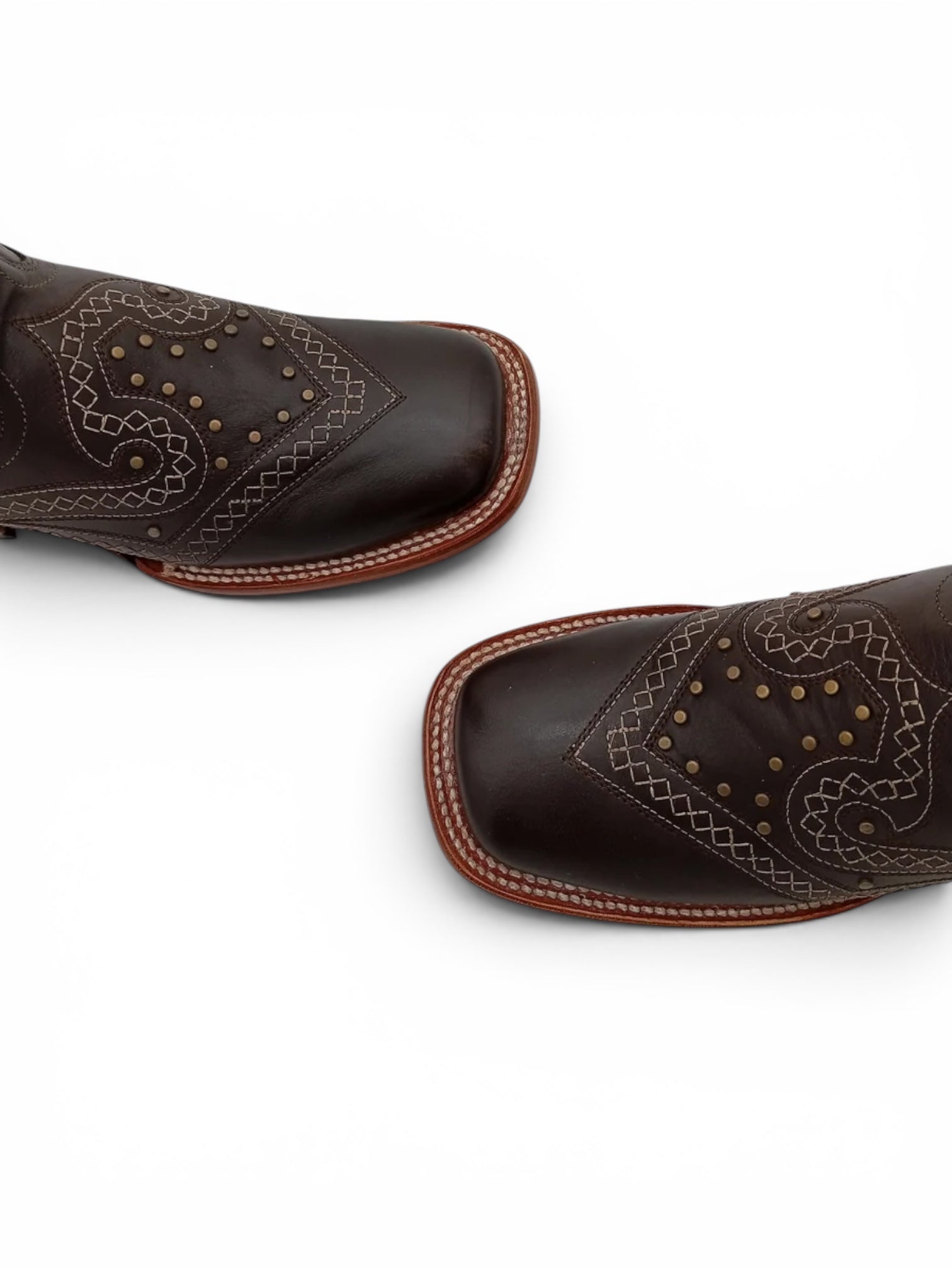 BOTA ROBERT ATANADO CAFE SUELA DE CUERO DAMA