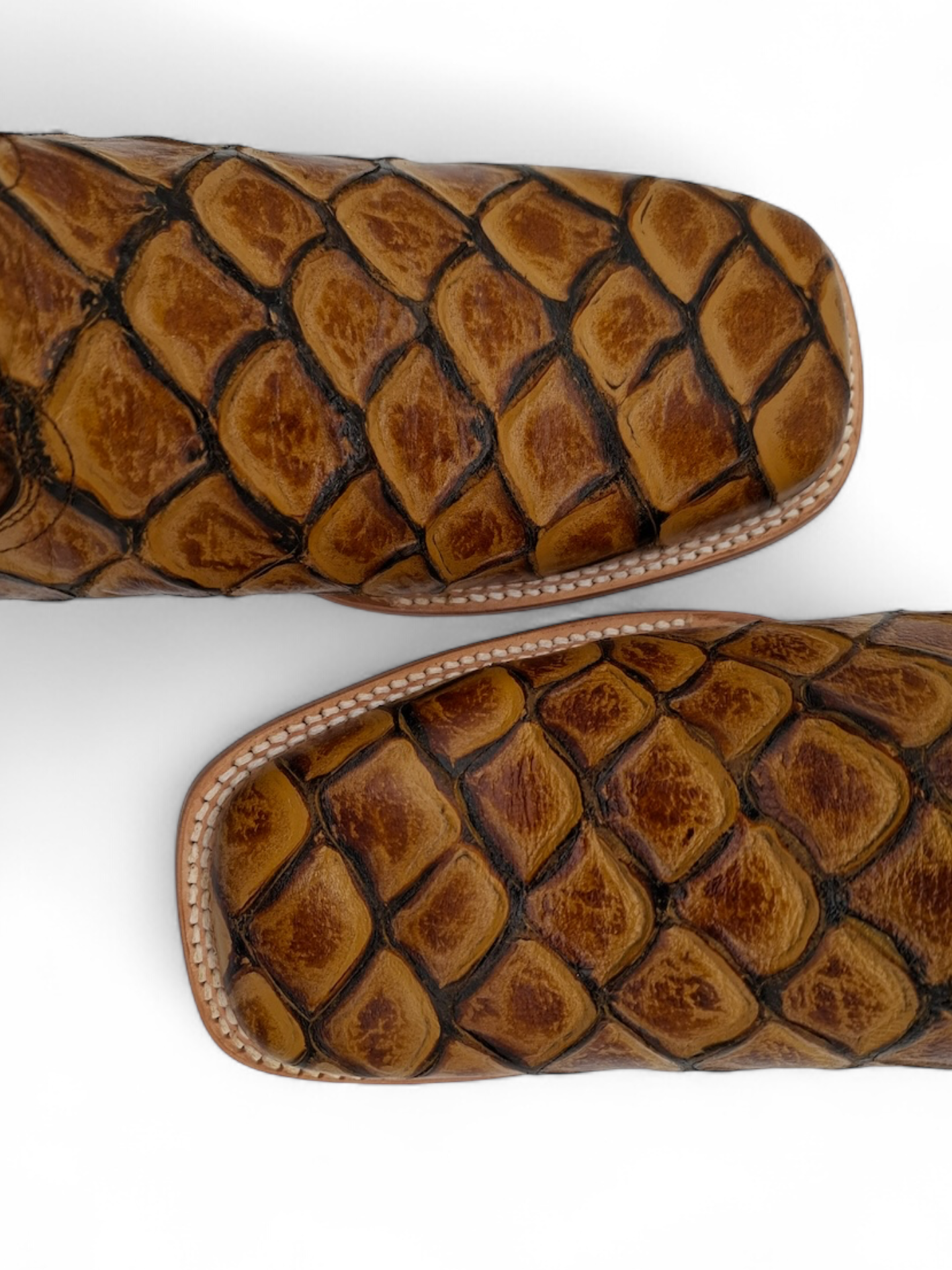 BOTA REYME CABALLERO CAJETA PEZ PROFUNDO 002