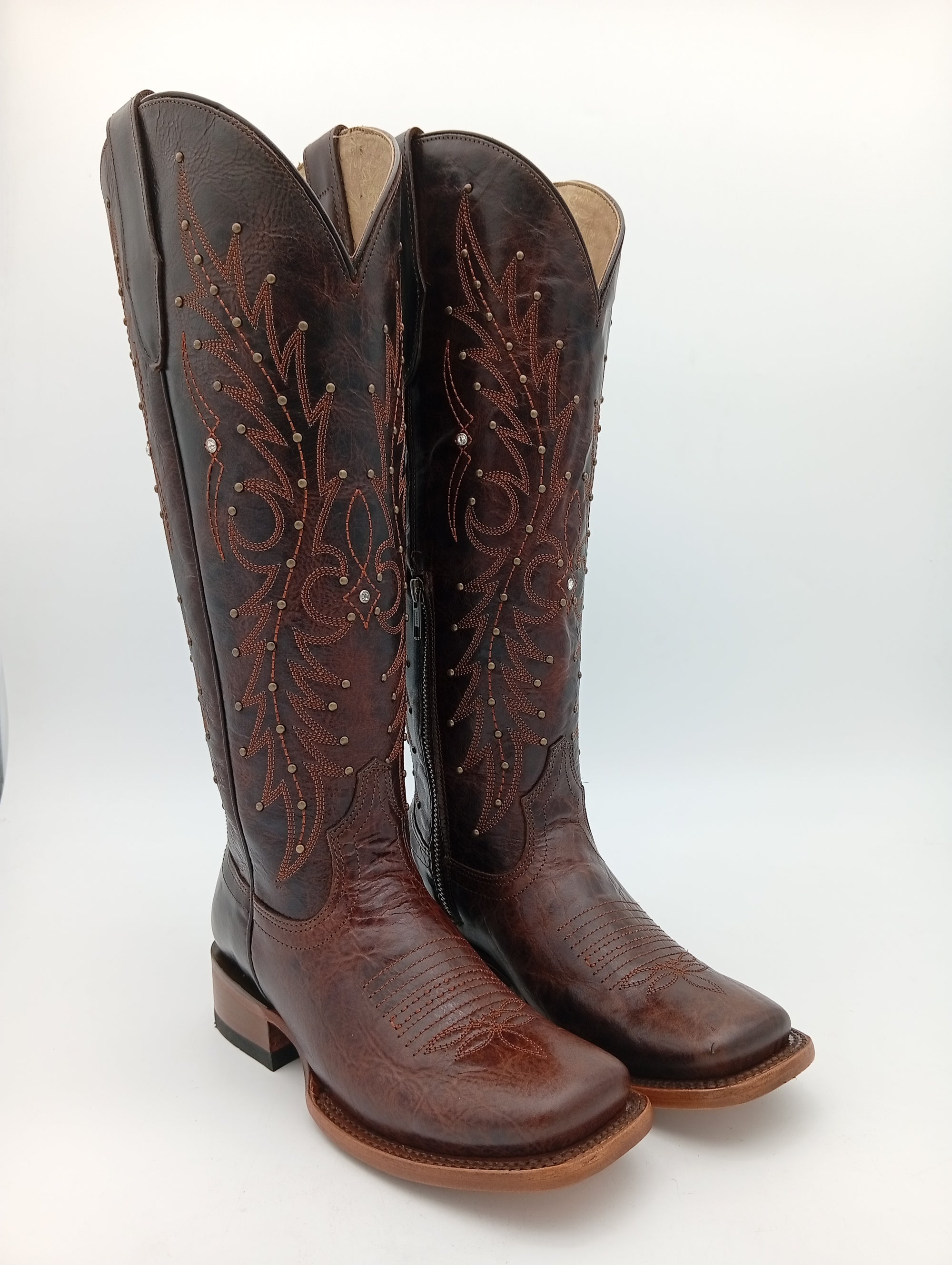 BOTA ROBERT PAULINA SHEDRON BD TUBO ALTO SUELA DE CUERO DAMA