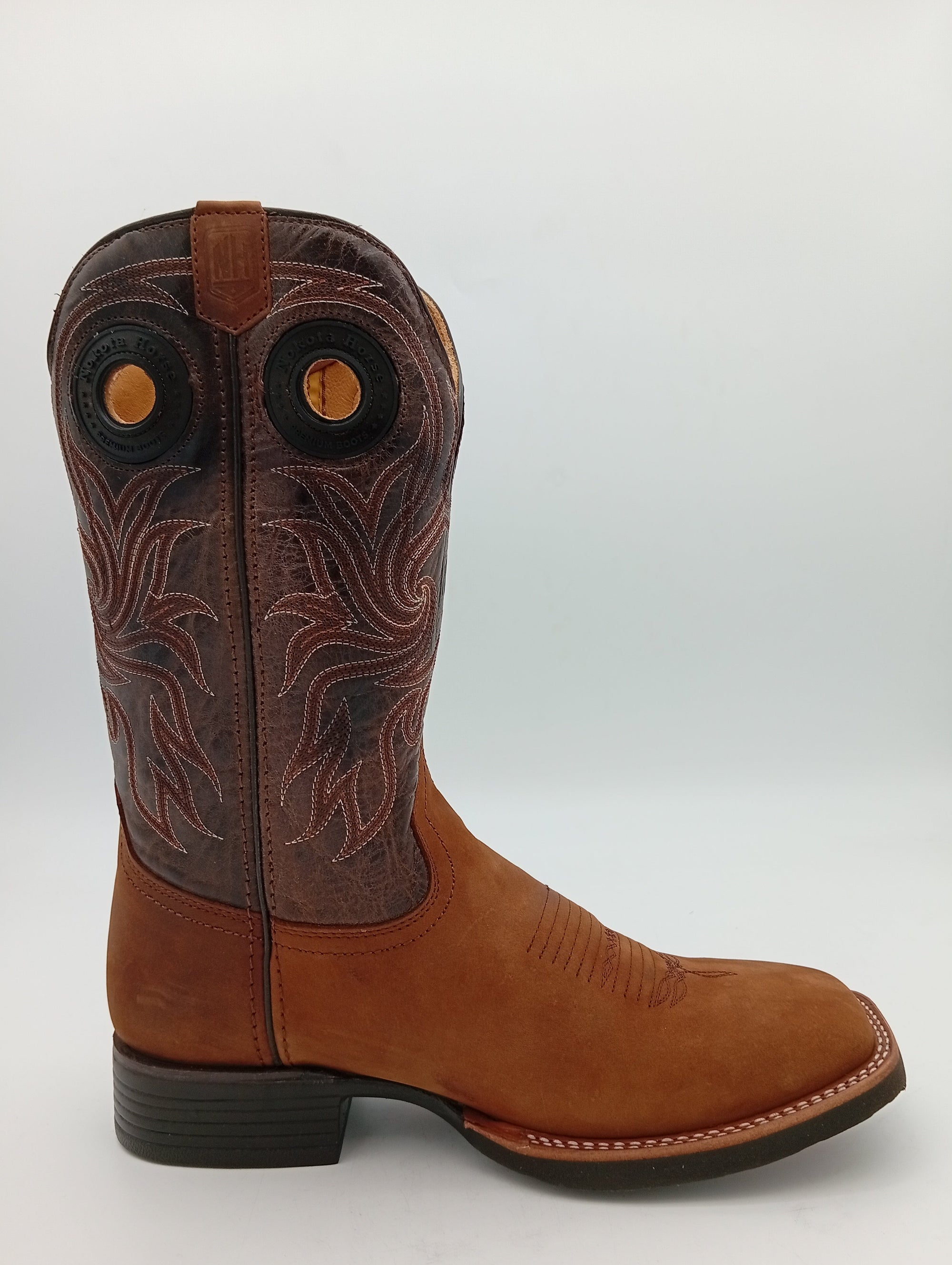 BOTA NOKOTA HORSE MORGAN BULL CRAZY MIEL CABALLERO CON SUELA DE HULE