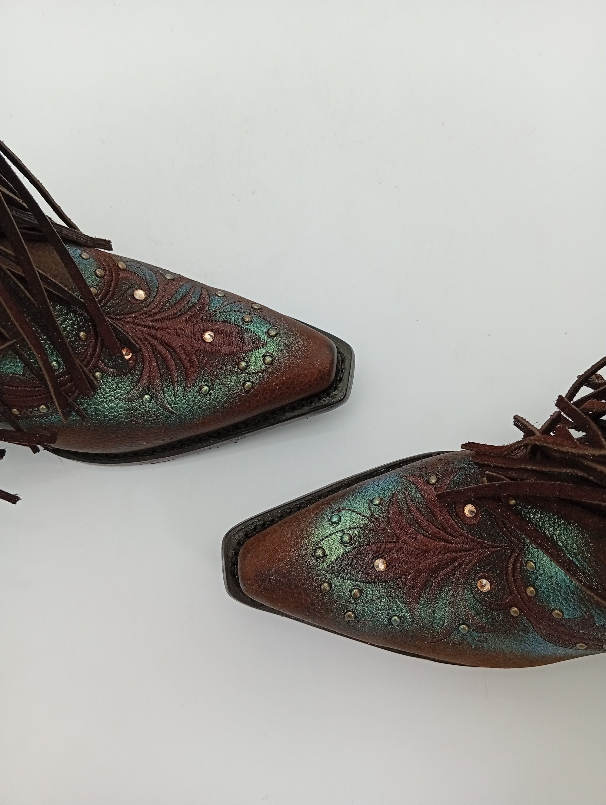BOTA NOKOTA HOTSE VAQUERA CELESTINA BARBAS DAMA