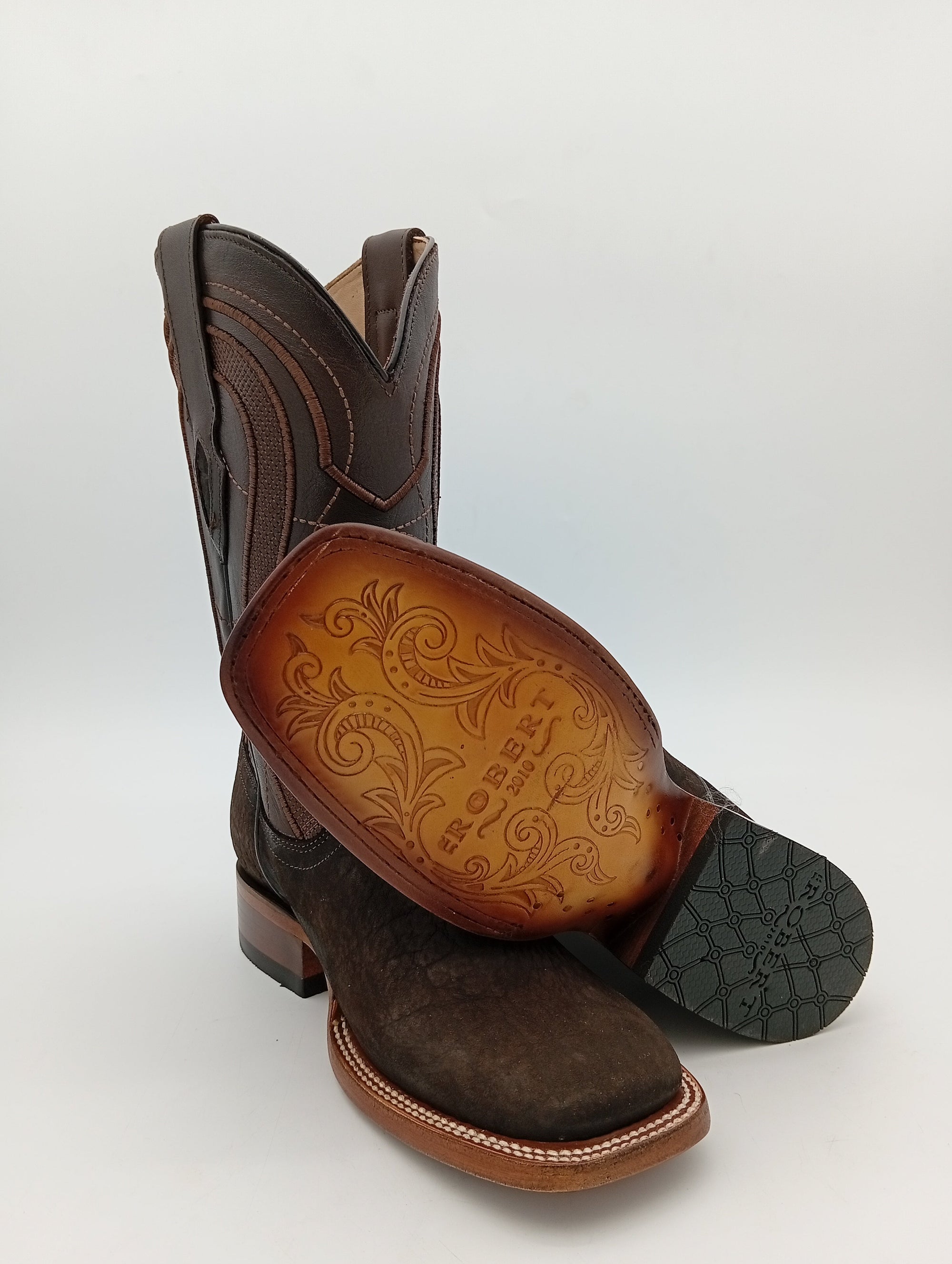 BOTA ROBERT NOBUCK CAFE SUELA DE CUERO, CABALLERO