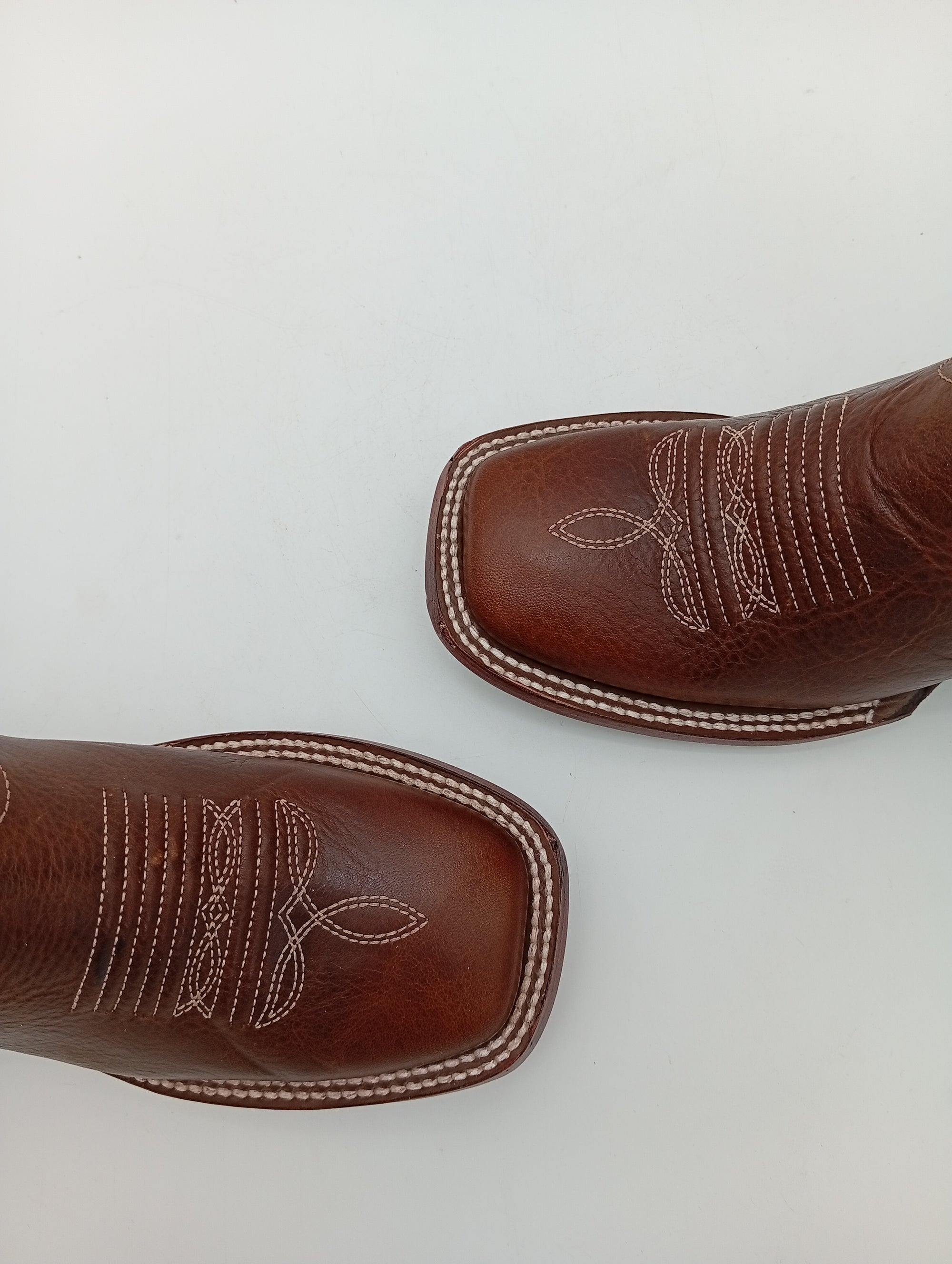 BOTA BUCEFALO BD BUCKAR NAPA FLORES TUBO ALTO DAMA