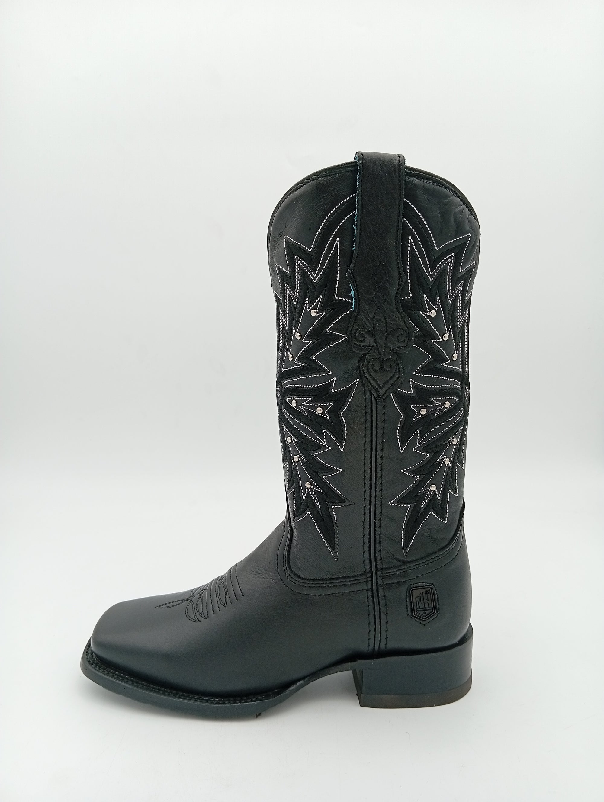 BOTA NOKOTA HORSE BULL DOG LISA NEGRA SUELA DE CUERO DAMA
