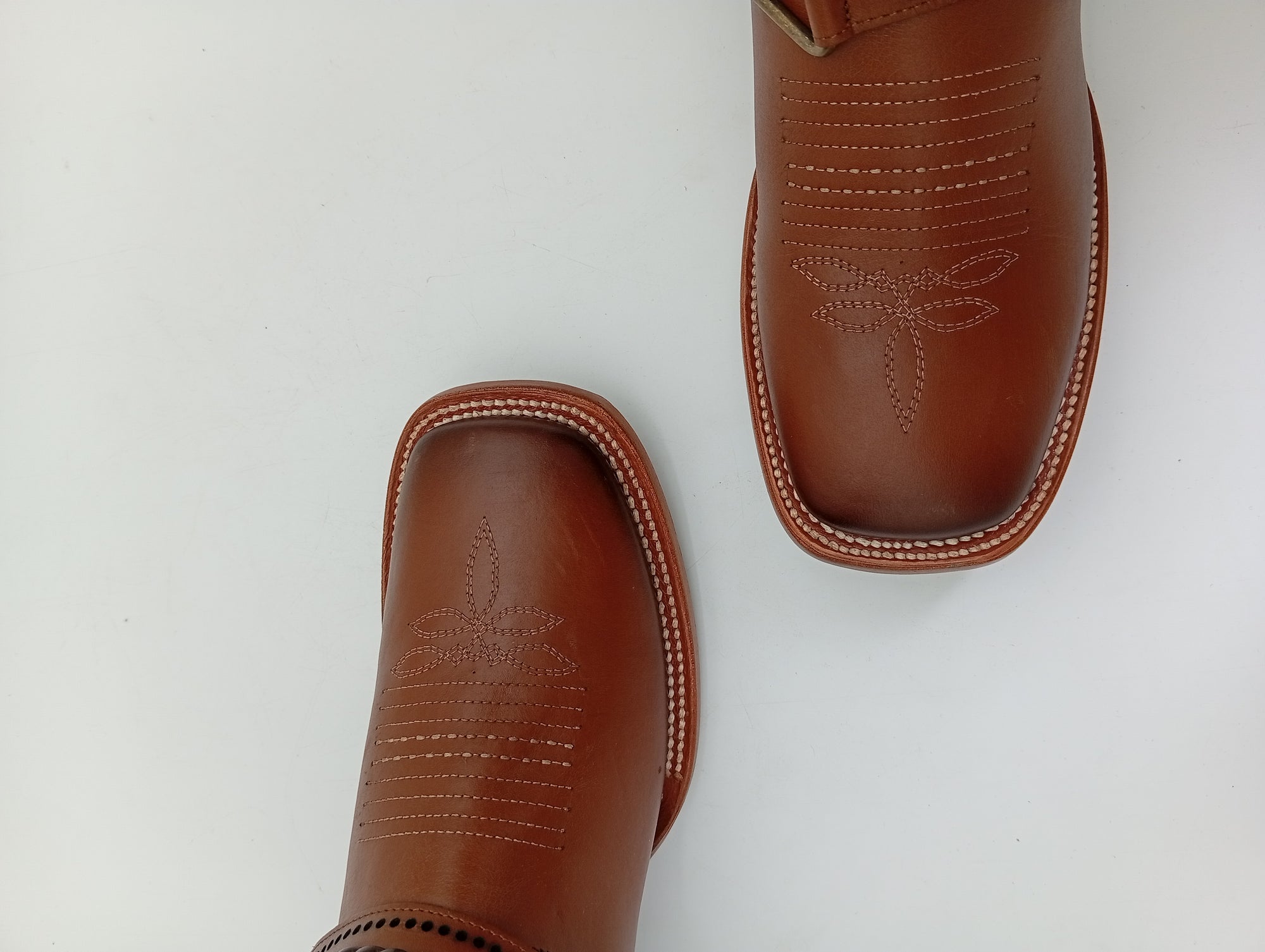 BOTA ROBERT BULL ATANADO MIEL CAFE SUELA DE CUERO DAMA