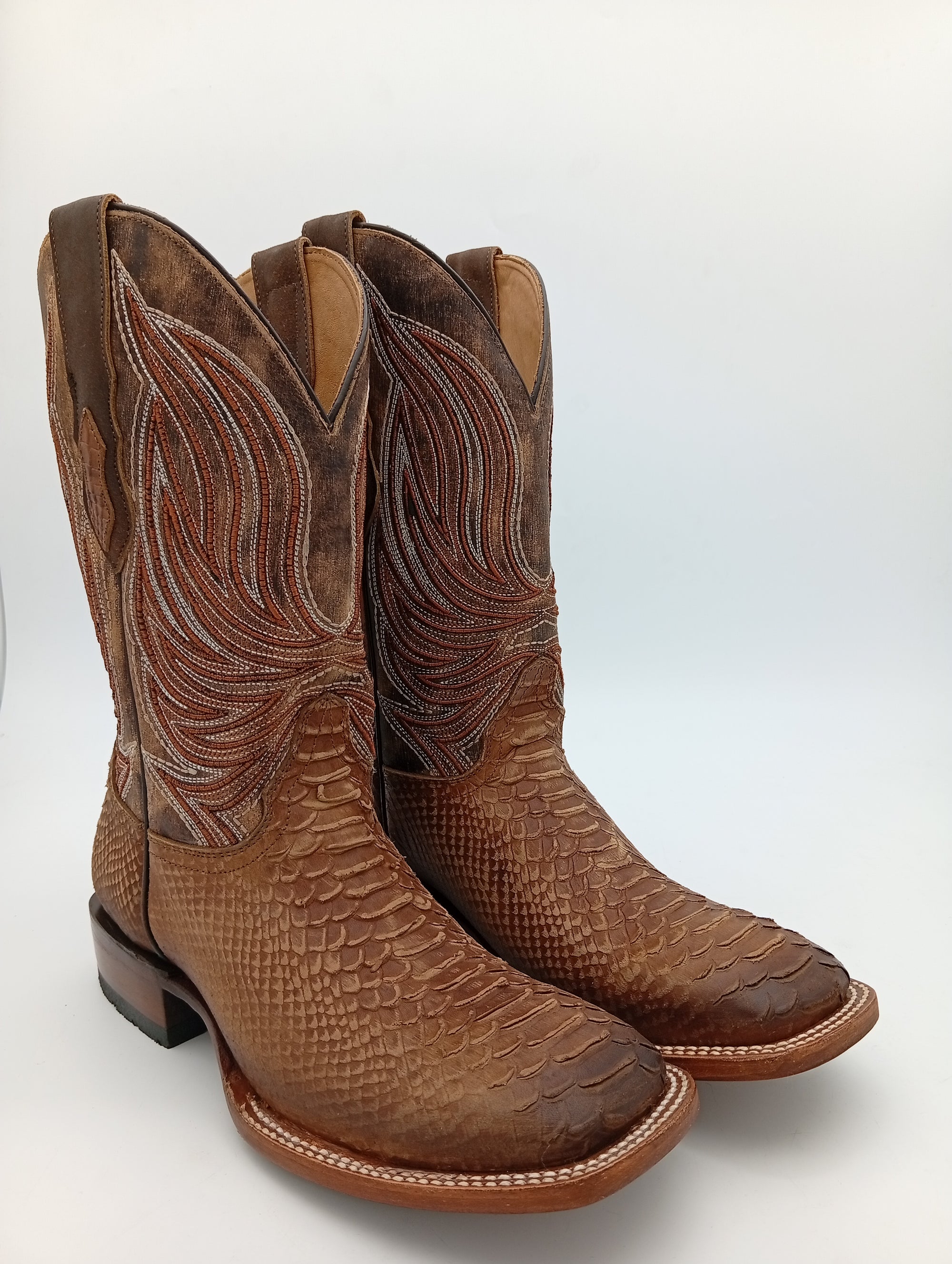 BOTA ROBERT PITHON MIEL ENCERADO SUELA DE CUERO CABALLERO