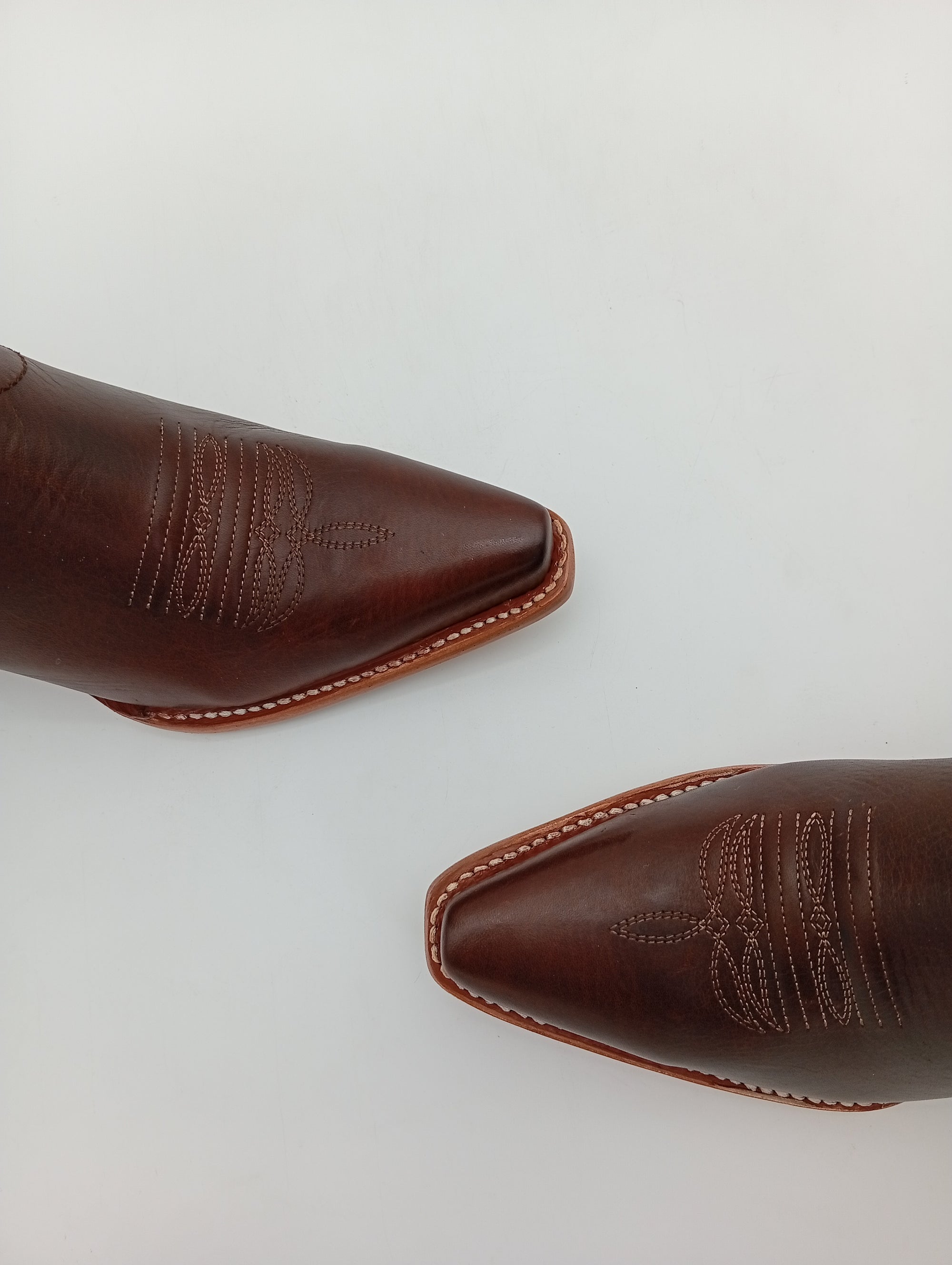 BOTA NOKOTA HORSE VAQUERA CHOCO MENTA SUELA DE CUERO DAMA