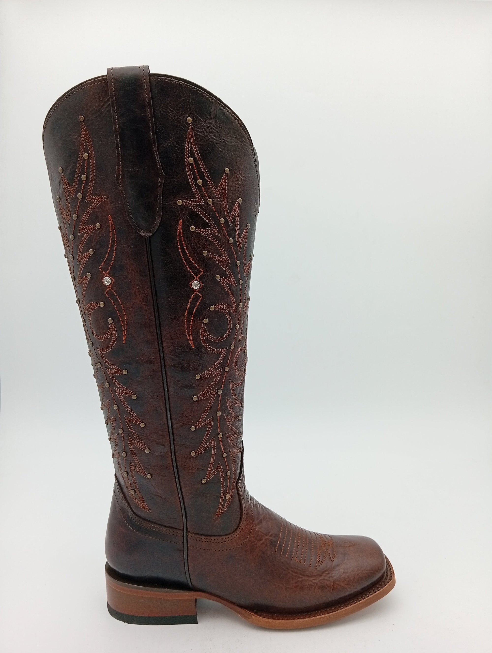 BOTA ROBERT PAULINA SHEDRON BD TUBO ALTO SUELA DE CUERO DAMA