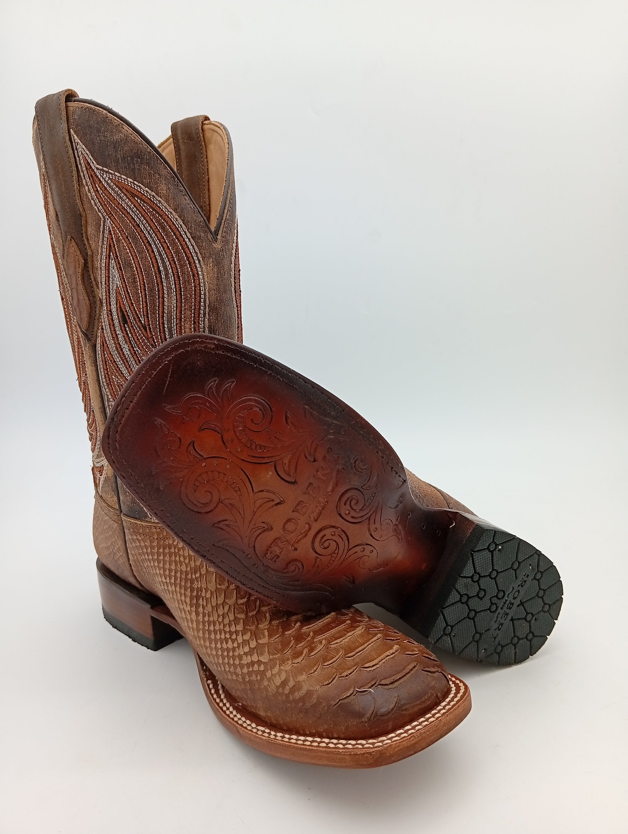 BOTA ROBERT PITHON MIEL ENCERADO SUELA DE CUERO CABALLERO
