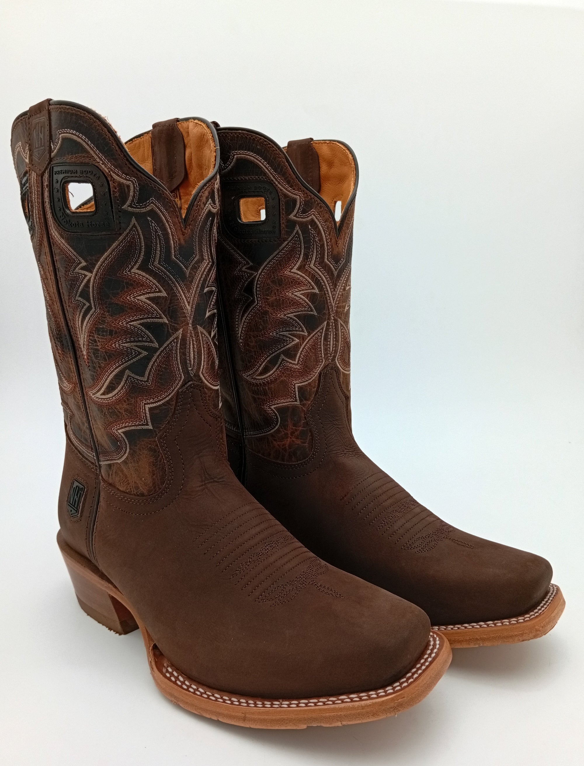 BOTA NOKOTA HORSE RODEO CRAZY CAFE TACON CUBANO CABALLERO