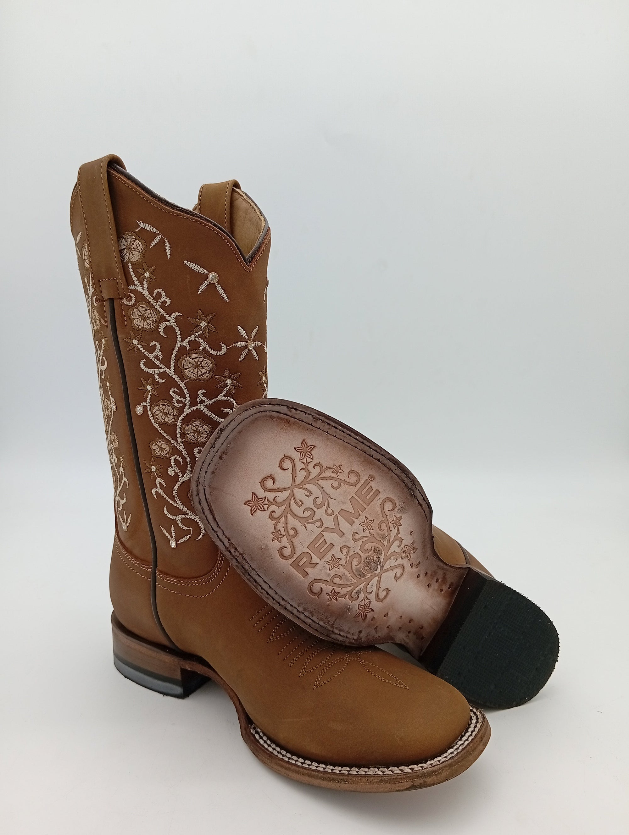 BOTA REYME CRAZY THANG TUBO RAMEADO SUELA DE CUERO DAMA
